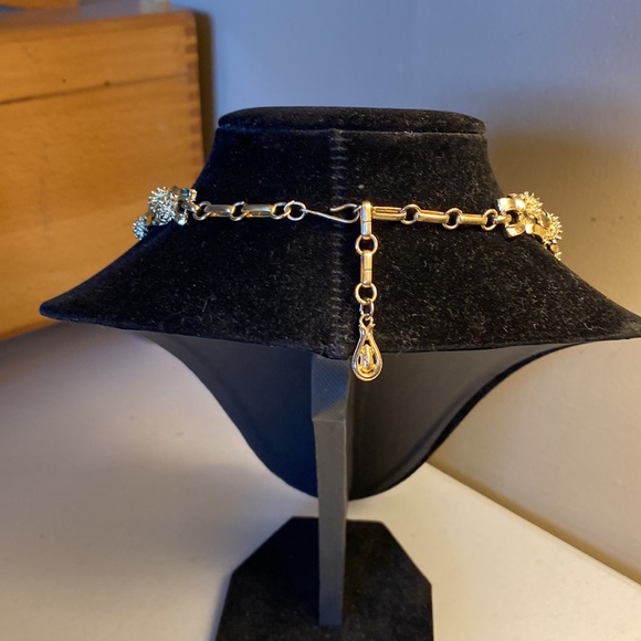 Vintage Coro Gold Tone Choker Necklace - Picture 6 of 8
